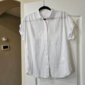 NWT Gap Factory White Button Up Blouse Short Sleeves sz L Soft and Breezy